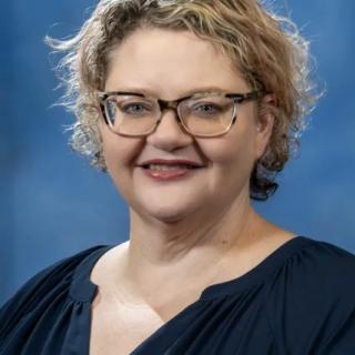 Alecia Naugle headshot