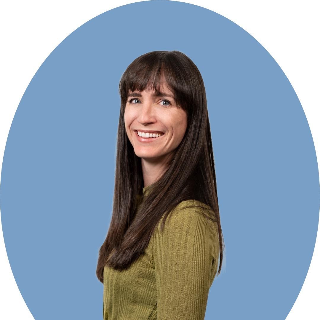 Erin Welsh headshot.