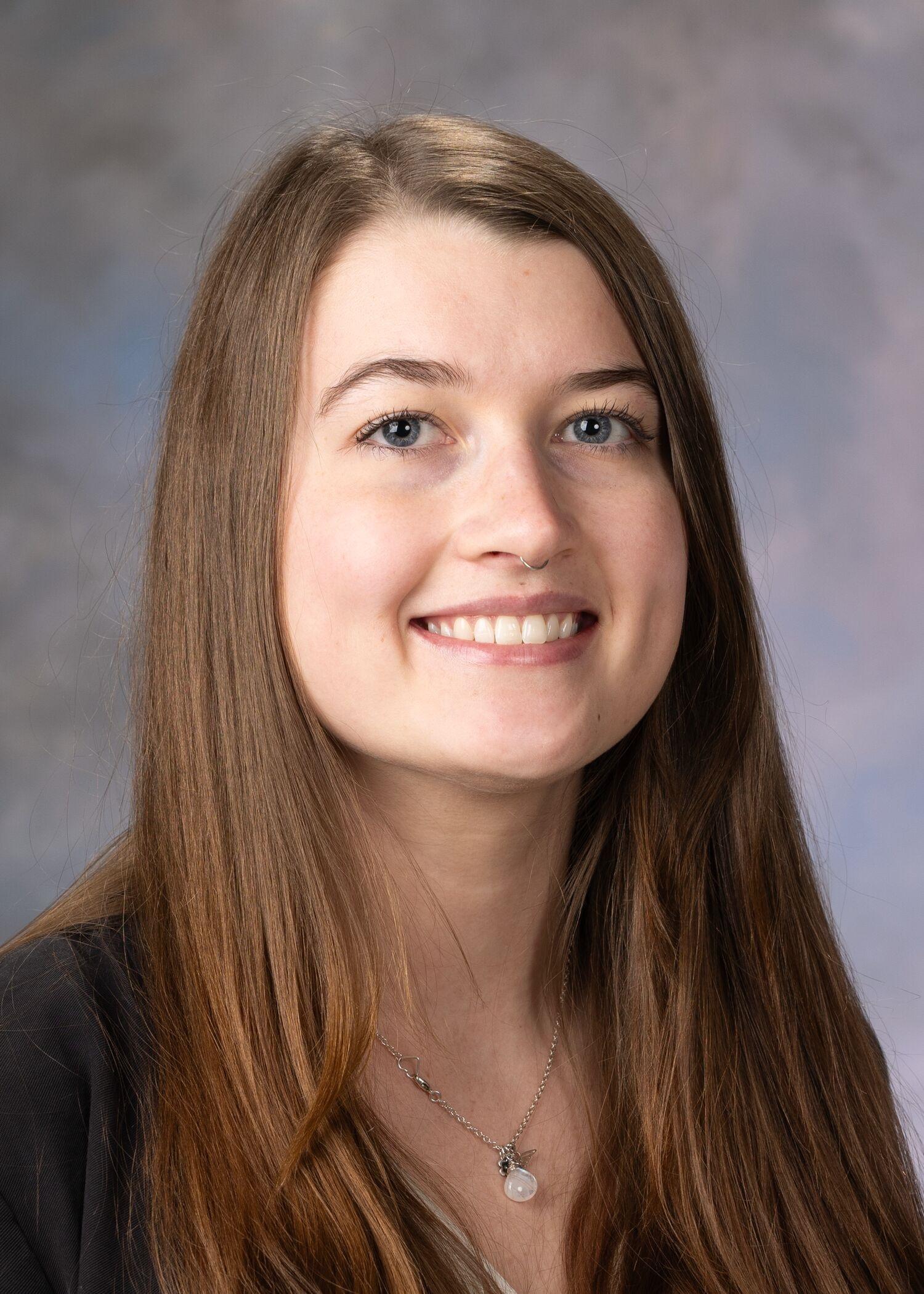 Miranda Hilt headshot