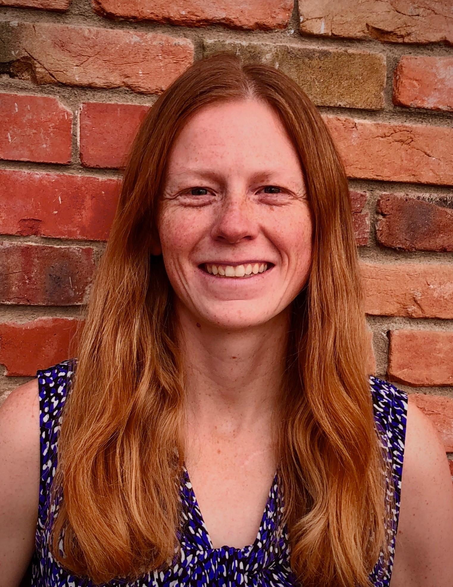 Sophie Hopkins headshot